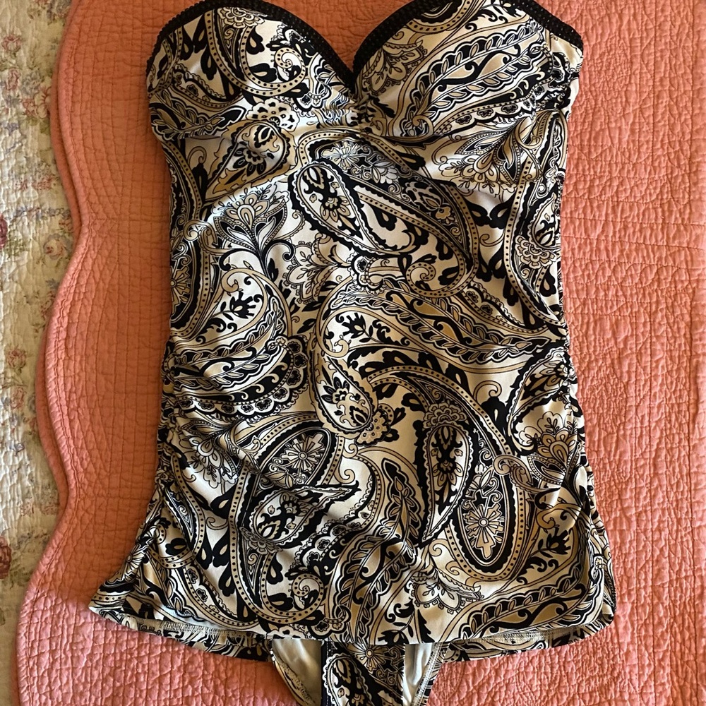 Carmen Marc Valvo strapless swimsuit. paisley with black rhinestones siz… - Picture 2 of 8